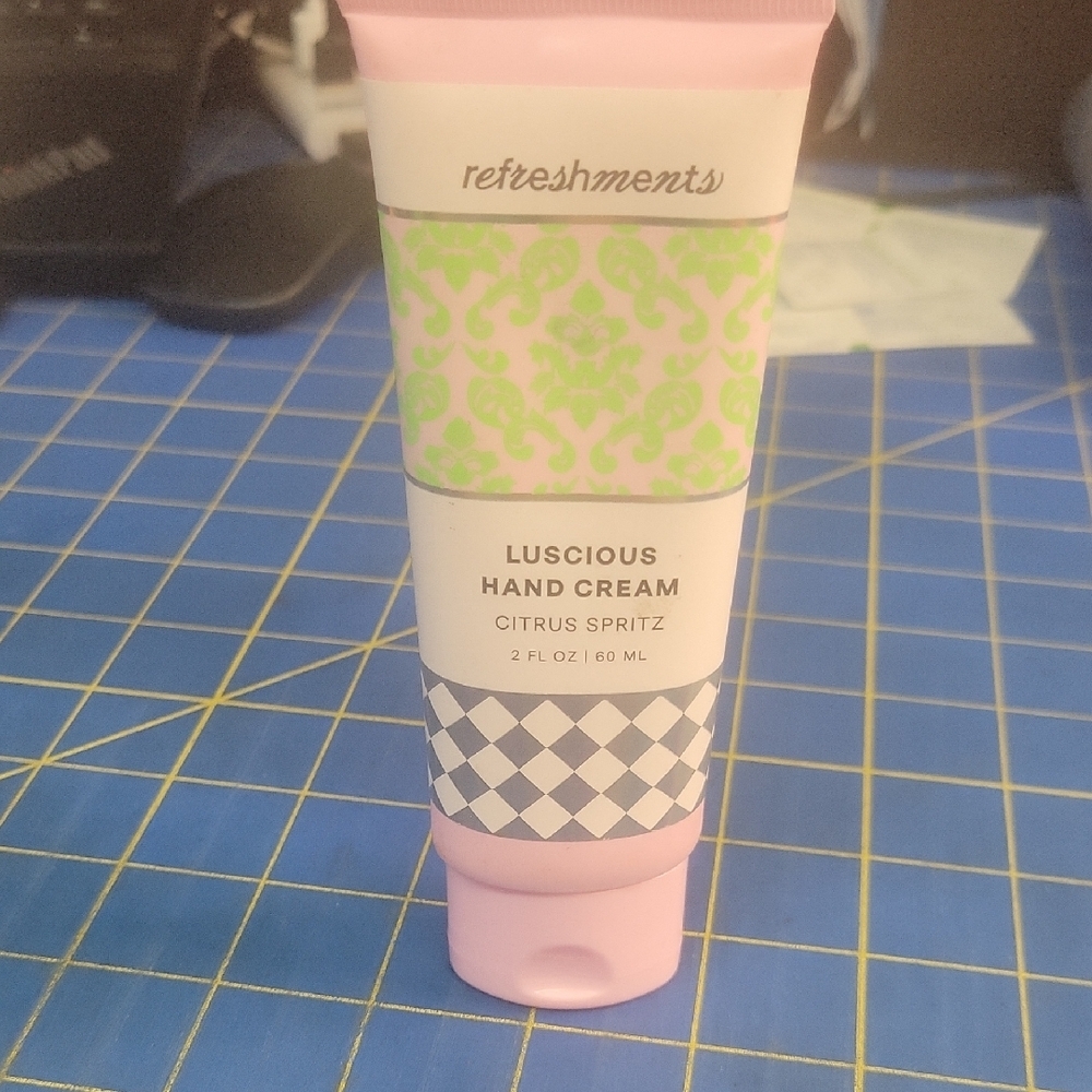 Refreshments Luscious Hand Cream 60ml New Sealed Tube